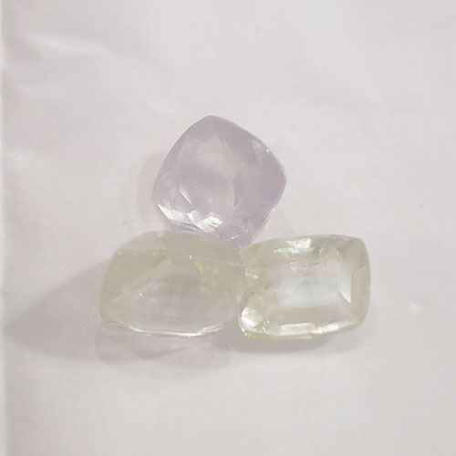 White Sapphire/Safed Pukhraj (Ceylonese) - High 2 Quality